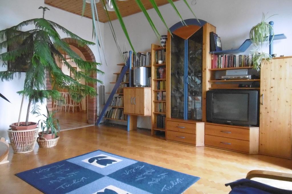Panoráma Vendégház Apartamento Balatonszepezd Exterior foto
